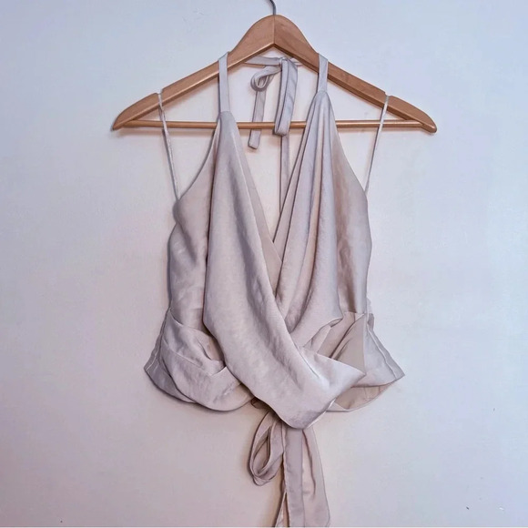 Express Women’s Tie Back Halter Top Champagne Size XL - Picture 1 of 4